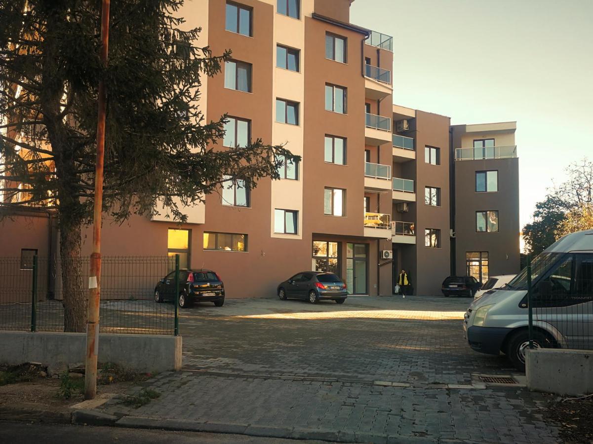 Kalina Apartment Kazanlak Luaran gambar
